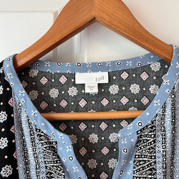 Pattern blouse - Picture 3 of 7